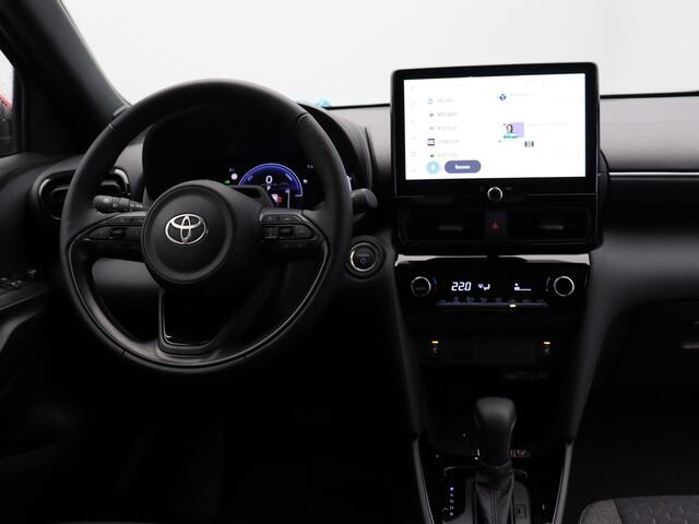 Toyota YARIS Cross 1.5 Hybrid 130 Dynamic | Stoelverwarming | Stuurwielverwarming | Apple Carplay & Android Auto | 10 jaar garantie |