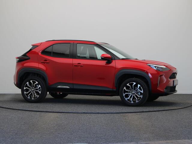 Toyota YARIS Cross 1.5 Hybrid 130 Dynamic | Stoelverwarming | Stuurwielverwarming | Apple Carplay & Android Auto | 10 jaar garantie |