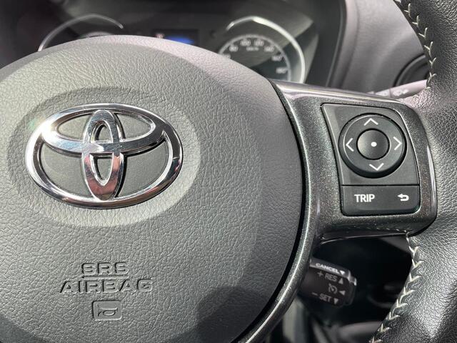 Toyota YARIS 1.5 Hybrid Y20 Exclusive Edition - Dealerond. | Navi | Climate | Cam.