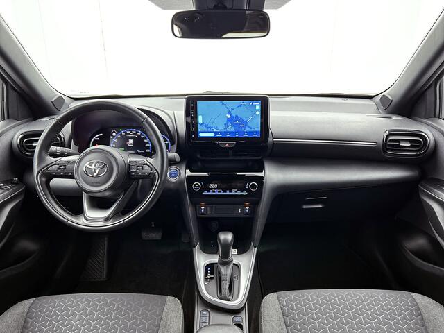 Toyota YARIS Cross 1.5 Hybrid First Edition | Stoel+stuurverwarming | Navigatie | Apple CarPlay/Android auto | Cruise control adaptive | Achteruitrijcamera |