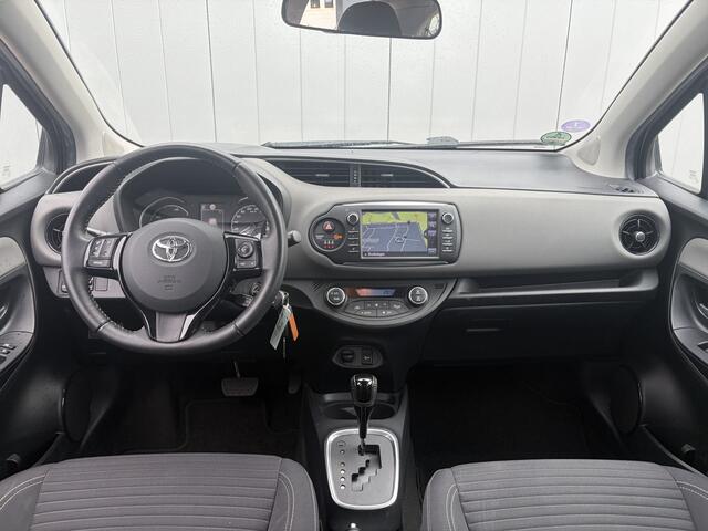 Toyota YARIS 1.5 Hybrid Design NL Auto Dealer Onderhouden Navi Clima Cruise Carplay