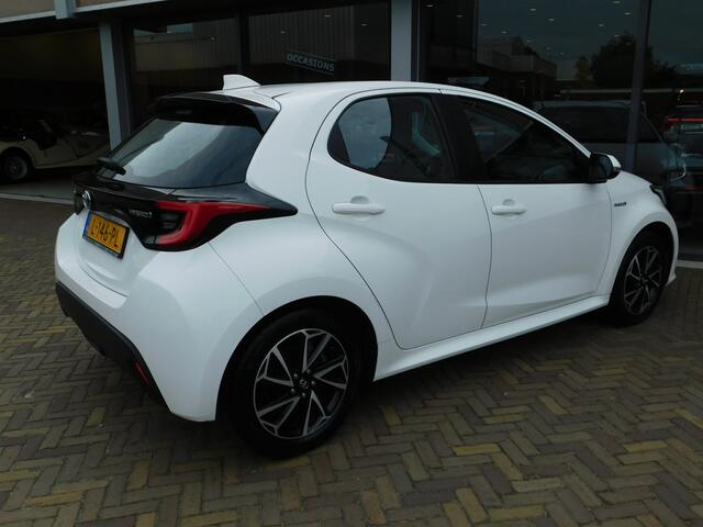 Toyota YARIS 1.5 Hybrid Dynamic | NAVI