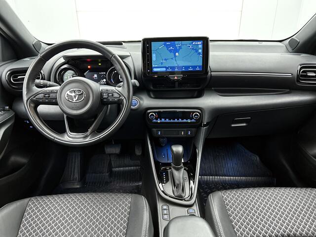 Toyota YARIS 1.5 Hybrid Style | BTW voertuig | Head-Up Display | Stoel+stuurverwarming | Draadloze telefoonlader | Navigatie | Apple CarPlay/Android Auto |
