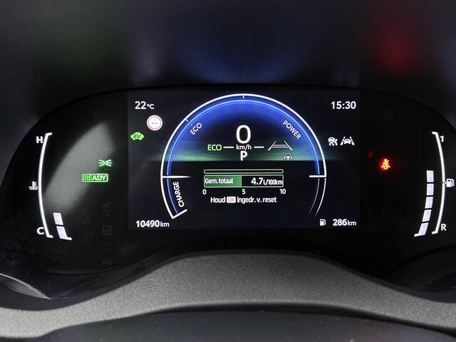 Toyota YARIS Cross 1.5 Hybrid 115 First Edition + | BTW voertuig | Stoel+stuurverwarming | Draadloze telefoonlader | Apple CarPlay/Android auto | Cruise control adaptive | Climate control | Achteruitrijcamera |