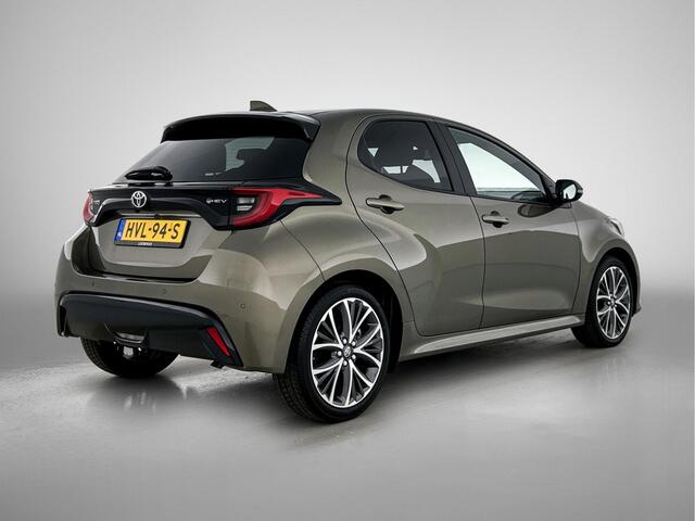 Toyota YARIS 1.5 Hybrid 130 Executive | Parkeersensoren V+A | Stuur-Stoelverwarming | Onderweg-naar-dealer