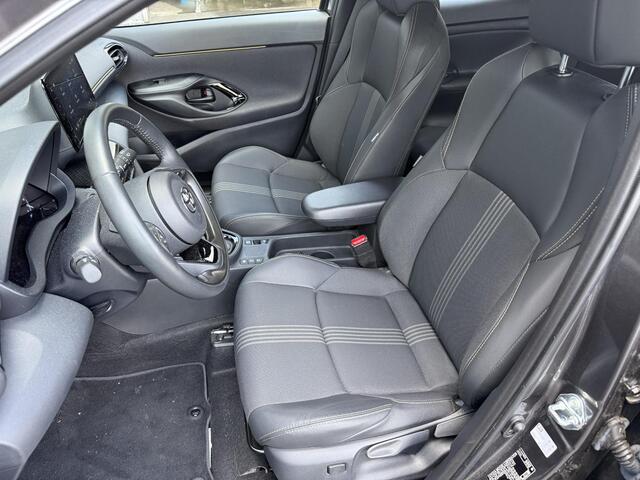 Toyota YARIS Cross 1.5 Hybrid Adventure JBL | Head-up display | dodehoekdetectie | 18 inch