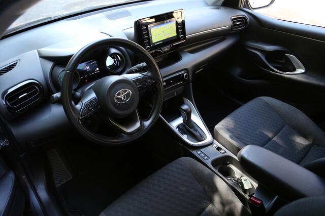 Toyota YARIS 1.5 Hybrid Dynamic Navi Camera ACC Trekhaak