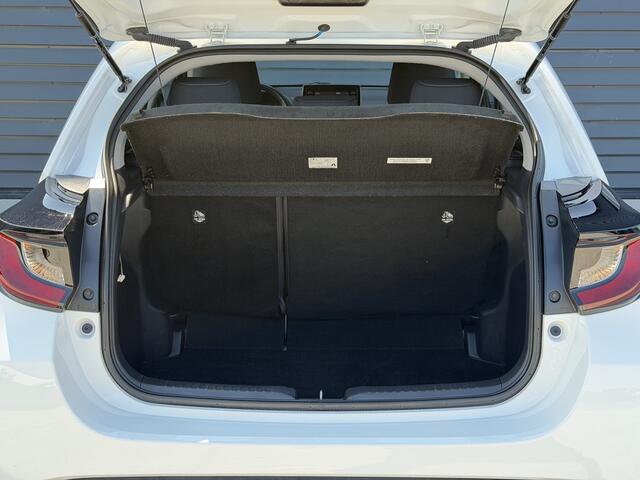 Toyota YARIS 1.5 Hybrid 115 Active CAMERA