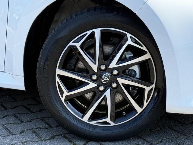 Toyota YARIS 1.5 Hybrid Team D | ACC | CarPlay | Camera | Keyless | LED