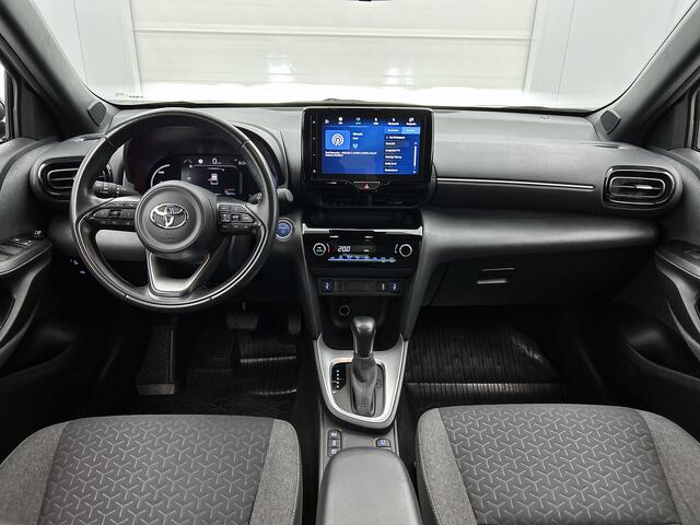 Toyota YARIS Cross 1.5 Hybrid First Edition + | Parkeersensoren voor+achter | Stoelverwarming | Apple CarPlay/Android auto | Cruise control Adaptive |