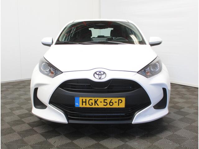 Toyota YARIS 1.5 Hybrid 115 Comfort CLIMATE | CAMERA | ADAPCRUISE | CARPLAY | DAB | LED