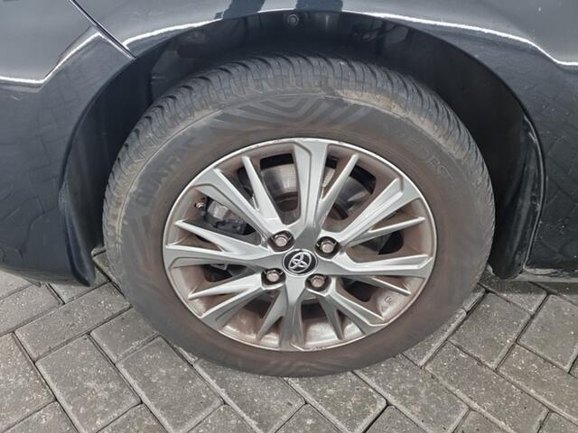 Toyota YARIS 1.5 Hybrid Dynamic 1e-Eig. & Dealer-Onderh. BOVAG-Garantie. NL-Auto.