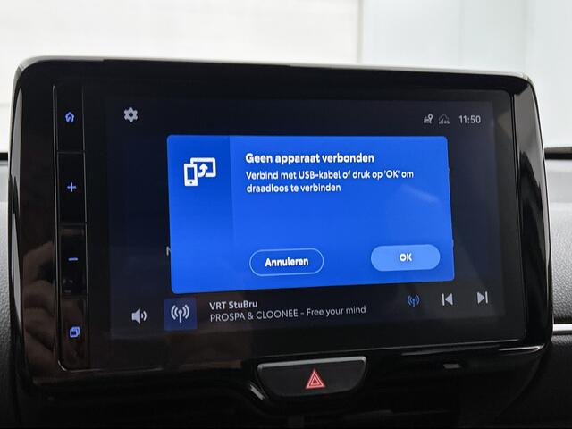 Toyota YARIS Cross 1.5 Hybrid First Edition + | Parkeersensoren Voor+achter | Dodehoek detectie | Stuur+stoelverwarming | LED Adaptive | Apple CarPlay/Android auto | Cruise Control Adaptive |