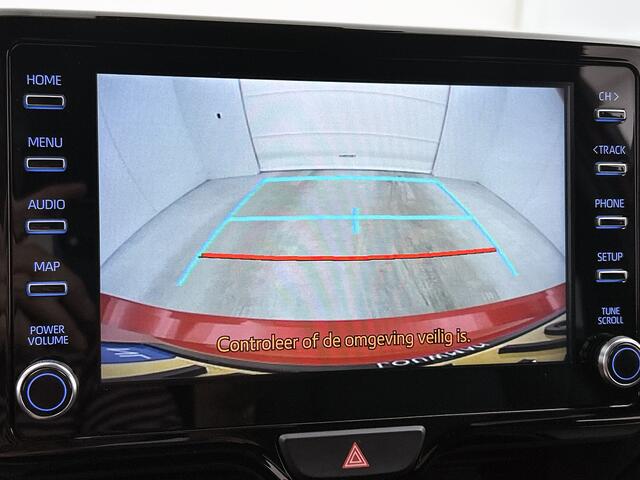 Toyota YARIS 1.5 Hybrid Style | Head-up Display | Stoel+stuurverwarming | Draadloze telefoonlader | Apple CarPlay/Android auto | Climate control | Cruise Control Adaptive |
