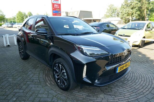 Toyota YARIS 1.5 HYBR 130 DYNAMIC WINTERPAKKET/NAVIGATIE/CAMERA