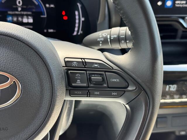Toyota YARIS 1.5 Hybrid Dynamic - Navi - camera