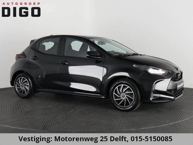 Toyota YARIS 1.5 HYBRID BLACKSTYLE AUTOMAAT GARANTIE 3-2035 ! CARPLAY NAVI. CAMERA.ADAPTIVE CRUISE.