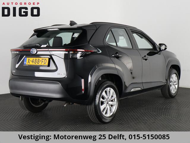 Toyota YARIS Cross 1.5 HYBRID BIJNA 2024. GARANTIE TOT 11-2033! CARPLAY NAVI. CAMERA .ADAPTIVE CRUISE.APPLE CARPLAY & ANDRIOD AUTO .
