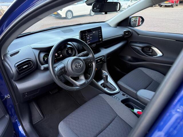 Toyota YARIS 1.5 HYBRIDE DYNAMIC Orig. NL/Camera/Climate Control