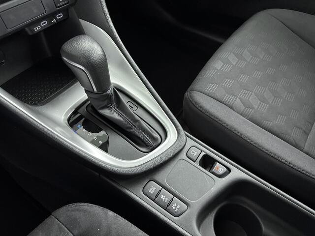 Toyota YARIS 1.5 Hybrid 115 Dynamic Comfort | Stuur-Stoelverwarming | Parkeersensoren | Apple Carplay-Android Auto |