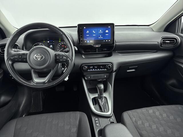 Toyota YARIS 1.5 Hybrid 115 Dynamic Limited | Parkeersensoren V+A | Stoel & Stuur Verwarming |