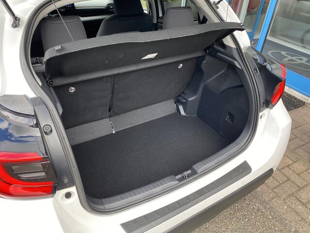 Toyota YARIS 1.5 Hybrid 115 Business Plus