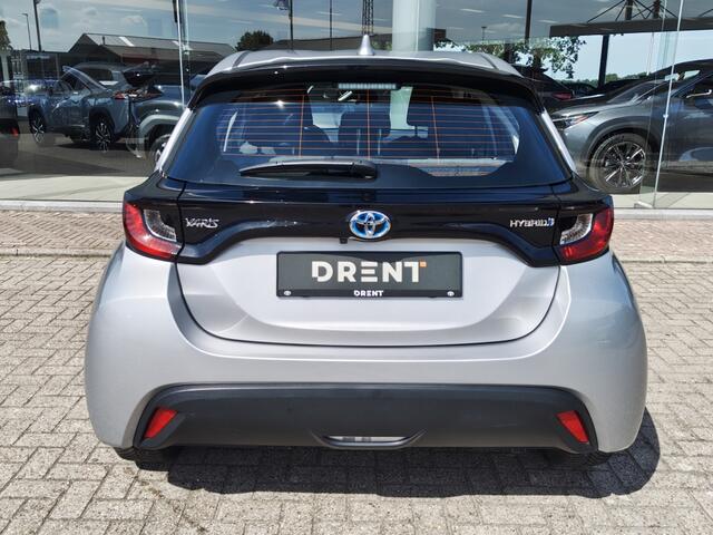Toyota YARIS 1.5 Hybrid Active | Stoelverwarming | DAB | Lichtmetalen Velgen