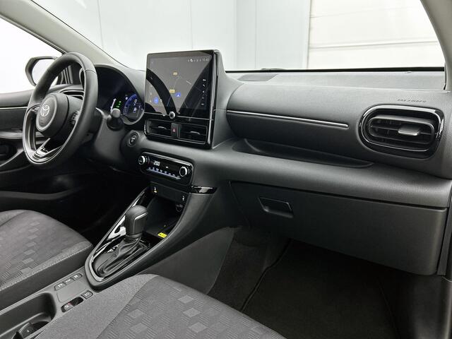 Toyota YARIS 1.5 Hybrid 115 Dynamic Comfort Pack | BTW voertuig | Dodehoek detectie | Stoel+stuurverwarming | Parkeersensoren voor+achter | Draadloze telefoonlader | Apple CarPlay/Android auto |