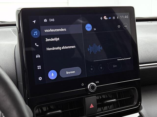Toyota YARIS Cross 1.5 Hybrid 115 Dynamic Comfort Pack | BTW voertuig | Dodehoek detectie | Stuur+stoelverwarming | Parkeersensoren voor+Achter | Draadloze telefoonlader | Apple CarPlay/Android Auto | Cruise Control Adaptive | Achteruitrijcamera