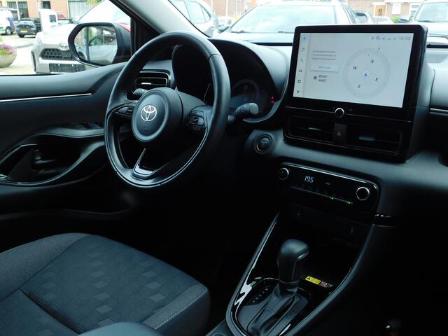 Toyota YARIS 1.5 Hybrid 115 Dynamic Comfort Pack