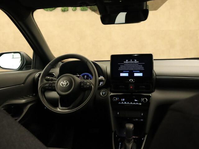 Toyota YARIS Cross 1.5 Hybrid 130 Dynamic - ACHTERUITRIJCAMERA - AUTOMATISCHE AIRCO - APPLE CARPLAY/ANDROID AUTO - DODEHOEKDETECTIE - ADAPTIEVE CRUISE CONTROL - STOEL/STUUR/VOORRUIT VERWARMING - - VERKEERSBORDDETECTIE - LED KOPLAMPEN - GROOTLICHTASSISTENT - DRAADLOZE
