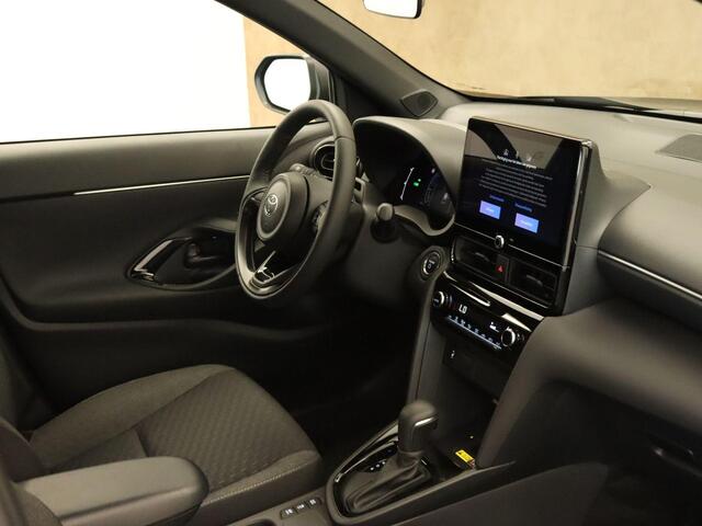Toyota YARIS Cross 1.5 Hybrid 130 Dynamic - ACHTERUITRIJCAMERA - AUTOMATISCHE AIRCO - APPLE CARPLAY/ANDROID AUTO - DODEHOEKDETECTIE - ADAPTIEVE CRUISE CONTROL - STOEL/STUUR/VOORRUIT VERWARMING - - VERKEERSBORDDETECTIE - LED KOPLAMPEN - GROOTLICHTASSISTENT - DRAADLOZE
