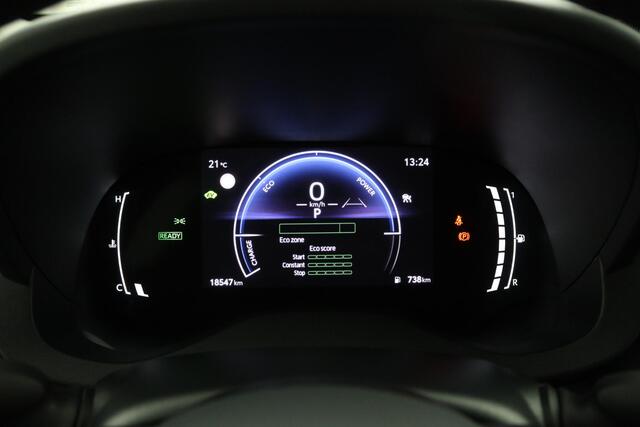 Toyota YARIS 1.5 Hybrid 115 Dynamic | Comfort pack | Parkeersensoren | Stoelverwarming |