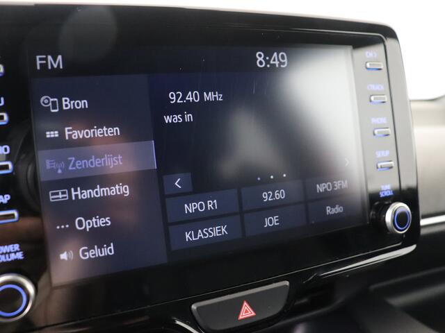 Toyota YARIS 1.5 Hybrid Style | Dealer Onderhouden | Head-Up Display | Stoelverwarming | Draadloze telefoonlader | Apple CarPlay/Android auto | Cruise Control Adaptive | achteruitrijcamera |