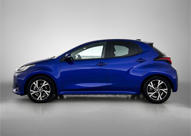 Toyota YARIS 1.5 Hybrid 115 Dynamic Comfort Pack | BTW voertuig | Dodehoek detectie | Stoel+stuurverwarming | Parkeersensoren voor+achter | Apple CarPlay/Android Auto | Cruise Control Adaptive |