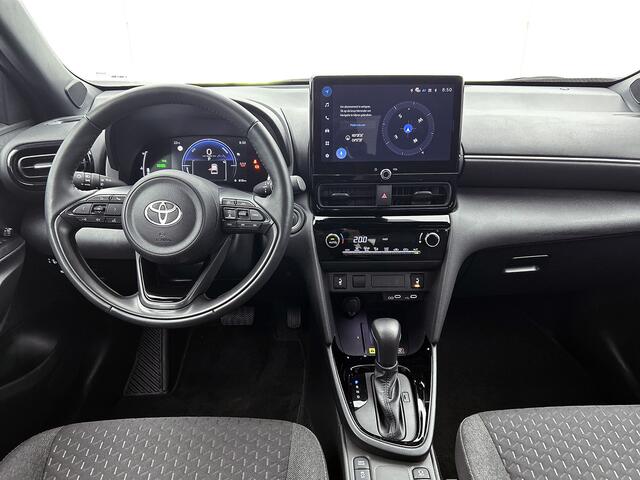 Toyota YARIS Cross 1.5 Hybrid 115 Dynamic Comfort Pack | BTW voertuig | Dodehoek detectie | Stoel+stuurverwarming | Parkeersensoren voor+achter | Apple CarPlay/Android Auto | Cruise Control Adaptive |