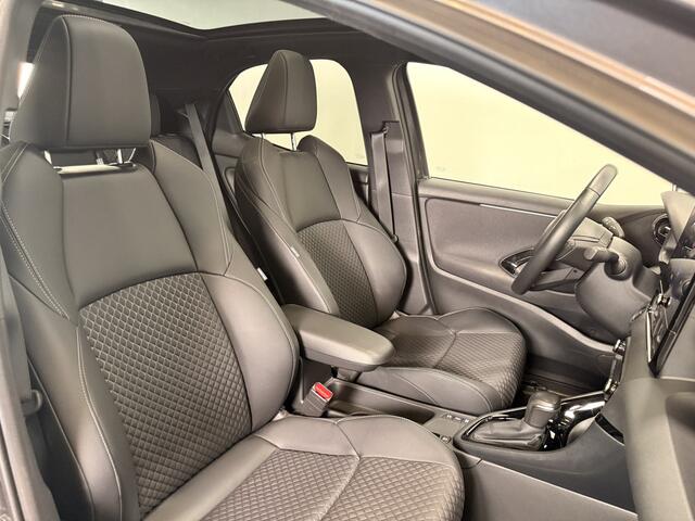 Toyota YARIS 1.5 Hybrid 130 Launch Edition | JBL | Panoramadak | BSM |