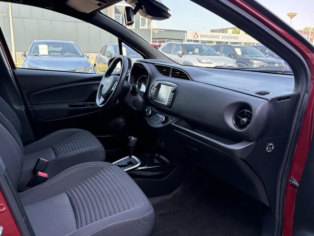 Toyota YARIS 1.5 Hybrid Bi-Tone Plus Trekhaak