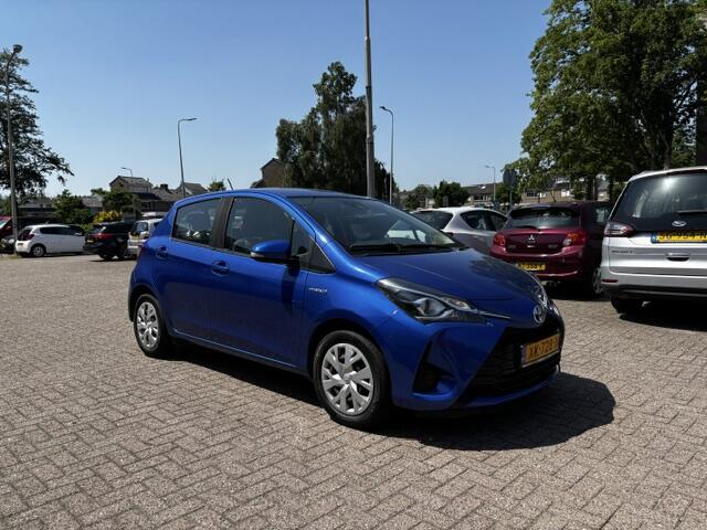 Toyota YARIS 1.5 Hybrid Active Acamera Cruise Nap