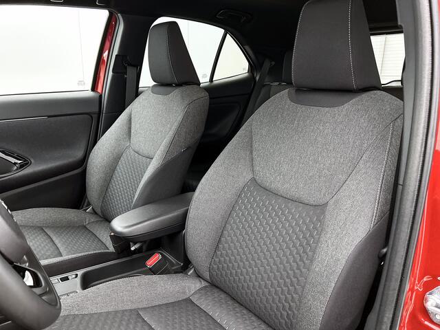 Toyota YARIS Cross Hybrid 115 Dynamic Comfort Pack | Stuurwielverwarming | Stoelverwarming |