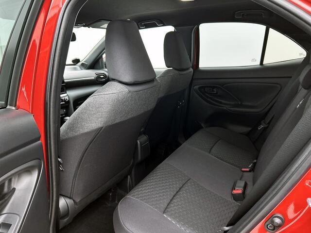 Toyota YARIS Cross Hybrid 115 Dynamic Comfort Pack | Stuurwielverwarming | Stoelverwarming |
