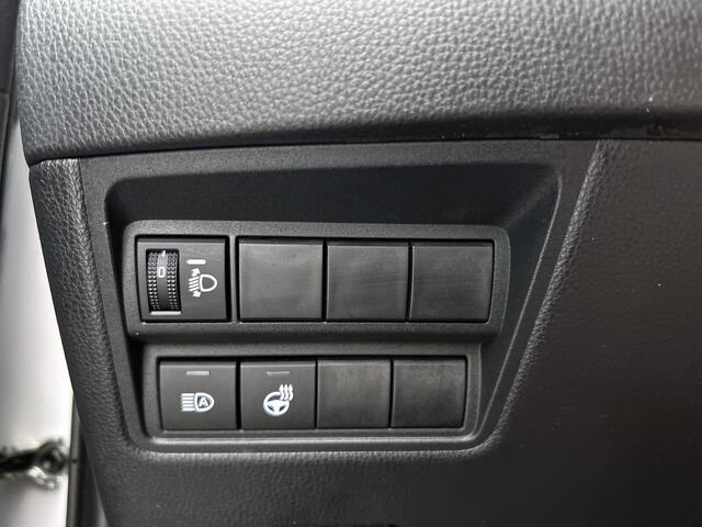 Toyota YARIS 1.5 Hybrid 130 Executive | Parkeersensoren V+A | Stuur-Stoelverwarming | Onderweg-naar-dealer