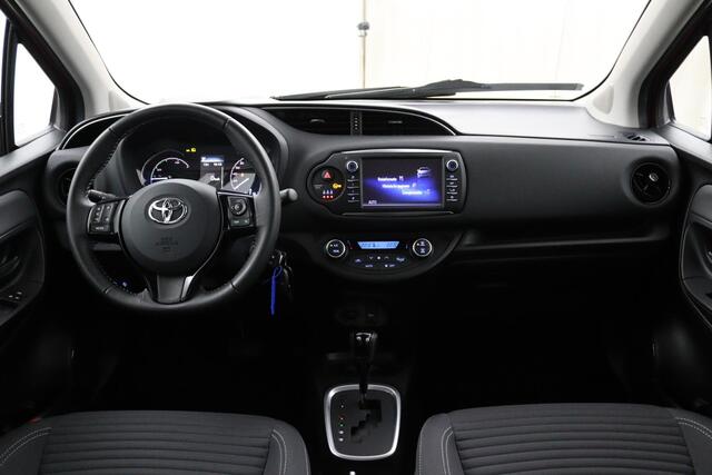 Toyota YARIS 1.5 Hybrid Design Sport | Climate Control | Toyota Safety Sense | Lichtmetalen Velgen | Achteruitrijcamera |