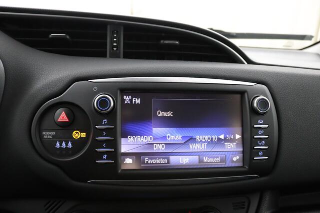 Toyota YARIS 1.5 Hybrid Design Sport | Climate Control | Toyota Safety Sense | Lichtmetalen Velgen | Achteruitrijcamera |