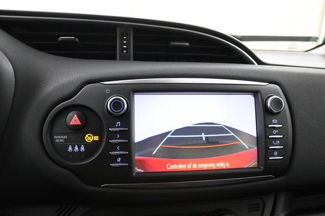 Toyota YARIS 1.5 Hybrid Design Sport | Climate Control | Toyota Safety Sense | Lichtmetalen Velgen | Achteruitrijcamera |