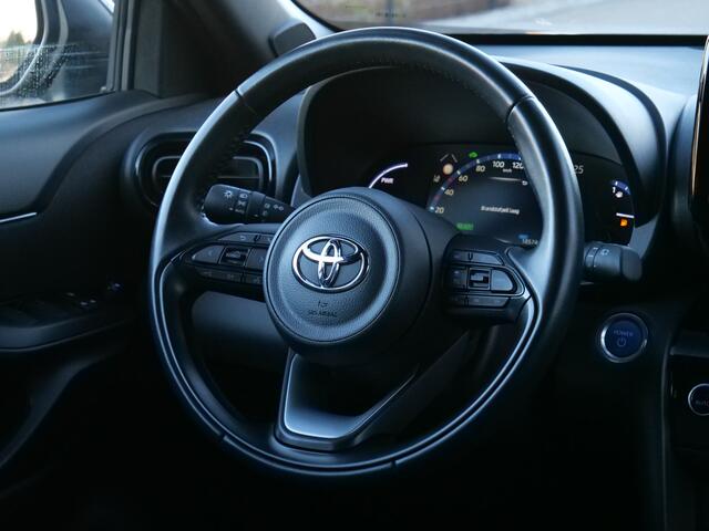 Toyota YARIS Cross 1.5 Hybrid 116pk Business Plus Automaat LED / Adaptive Cruise / Apple Carplay / Navigatie
