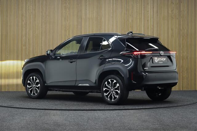 Toyota YARIS Cross 1.5 Hybrid 130 Dynamic + Comfort Pack | MY2026 | ¤ 2.500,- Voorraad voordeel! | Adaptive-cruise | Camera | Clima | Apple Carplay & Android Auto | Navigatie | Keyless | Parkeerhulp | Stoel & Stuurverwarming | Dodehoekdetectie