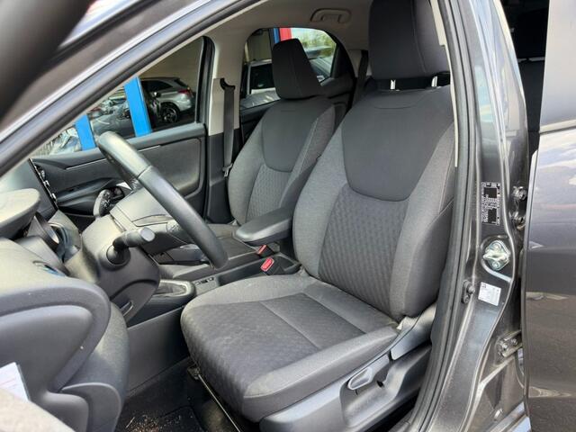 Toyota YARIS 1.5 Hybride Automaat Navi Carplay Camera Led Airco(ECC) bj2023