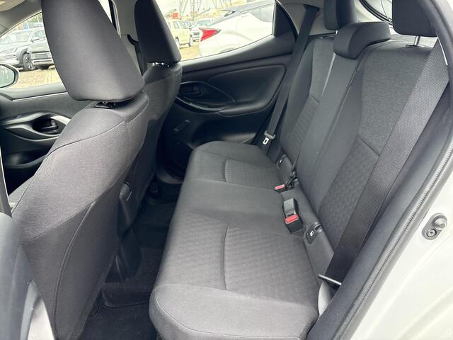 Toyota YARIS 1.5 Hybrid Active **ADAPTIEF CRUISE CONTROL/ APPLE CARPLAY/ CLIMATE CONTROL**