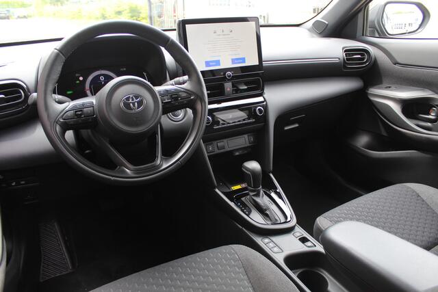 Toyota YARIS Cross 1.5 Hybrid 115 Dynamic Plus | Rijklaar | Apple/Android | Stoel-/Stuurverw. | Adap.cruise | Navi | LED | Keyless